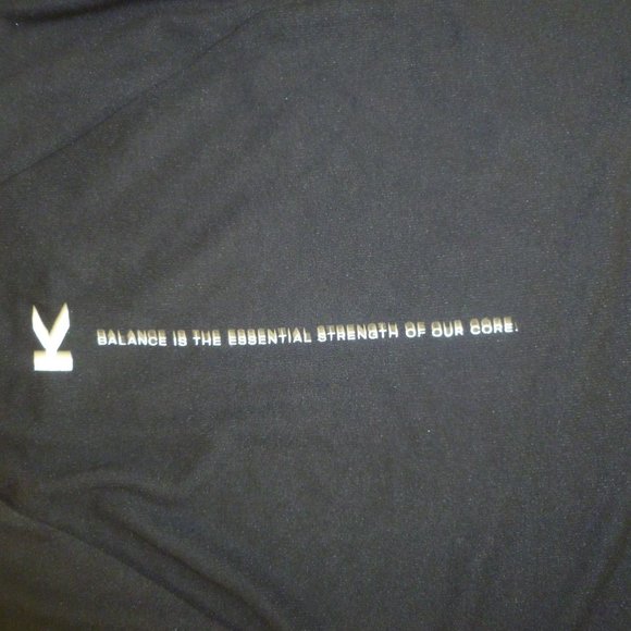 Koral Black Tee - Picture 3 of 4